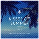 Chris Greenwood - Luxury Habits (Original Mix)